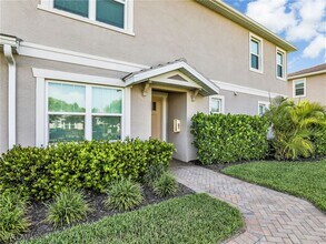 4687 Arboretum Cir in Naples, FL - Building Photo - Building Photo