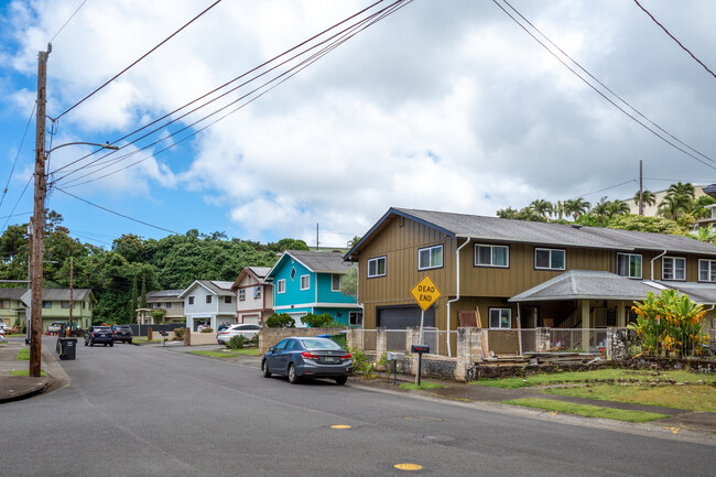 Apapane Woods in Kaneohe, HI - Building Photo - Building Photo