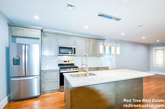 25 Firth Rd, Unit U2 3-bed 2-b Roslindale in Boston, MA - Building Photo - Building Photo