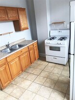 2831-2833 Glendora Ave in Cincinnati, OH - Building Photo