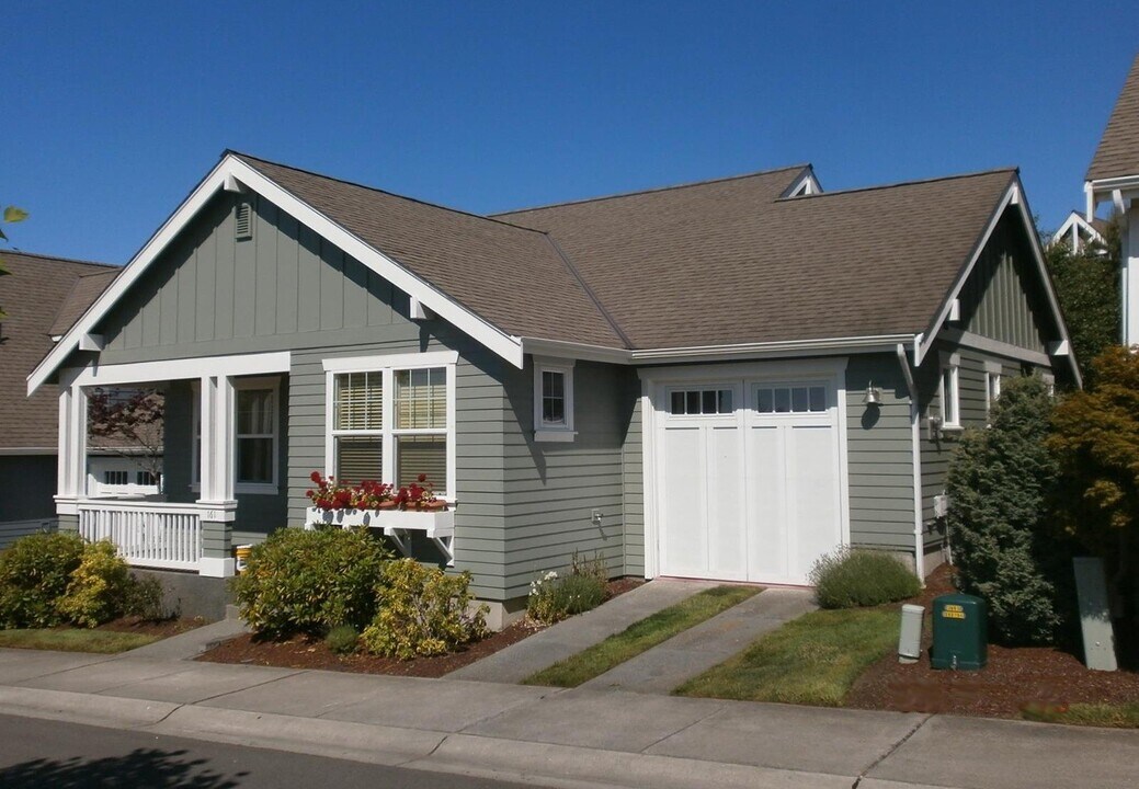 161 Craftsman Ct in Sequim, WA - Building Photo
