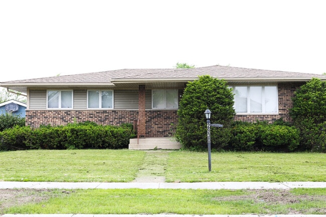 property at 2930 192nd Pl