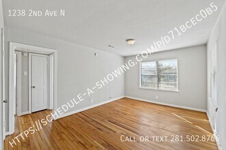 1238 2nd Ave N in Texas City, TX - Foto de edificio - Building Photo