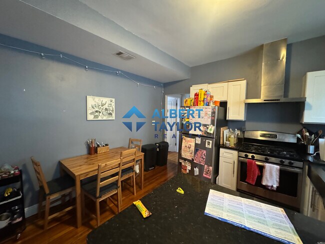 376 Prospect St, Unit 2
