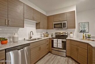 9700 S Central Ave in Phoenix, AZ - Building Photo - Building Photo