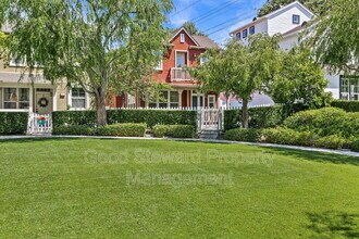 6 Lindenwood Farm in Mission Viejo, CA - Building Photo - Building Photo