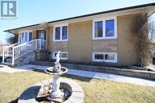 49 Acre Heights Crescent in Toronto, ON - Building Photo