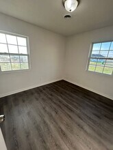 741 St Martin Dr in Sauget, IL - Building Photo - Building Photo