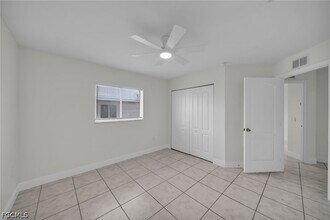 2033 Andalusia Blvd in Cape Coral, FL - Building Photo - Building Photo