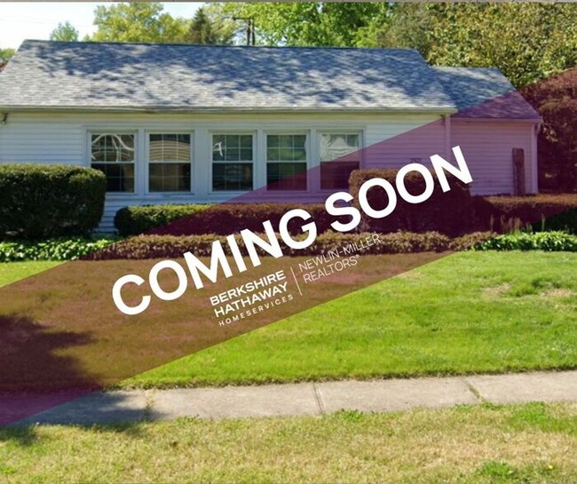 property at 2521 Mariposa Dr
