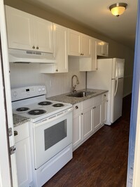 Azul Door Apartments in Forest Park, GA - Building Photo - Building Photo