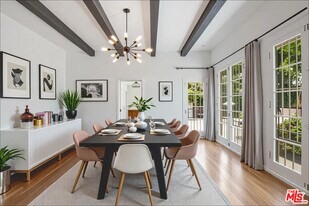 6140 W 6th St in Los Angeles, CA - Building Photo