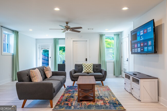 property at 2617 Caladium Dr NE