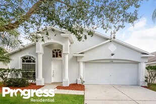 25806 Bloomsbury Ct in Land O Lakes, FL - Building Photo