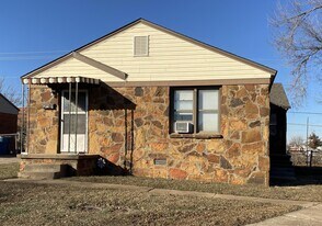 561 E Indian Dr in Oklahoma City, OK - Building Photo