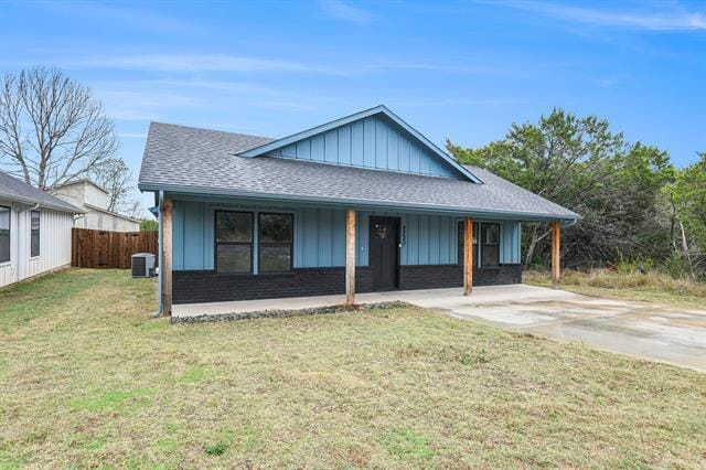 2223 Comet Trail in Granbury, TX - Building Photo - Building Photo