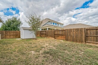 12009 Vignette in Schertz, TX - Building Photo - Building Photo