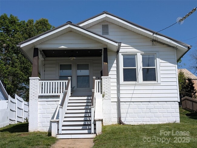 property at 28 Woodrow Ave