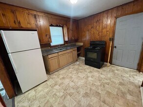 807 Memory Ln in Gastonia, NC - Building Photo - Building Photo