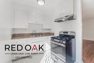 6655 Franklin Ave in Los Angeles, CA - Building Photo - Building Photo