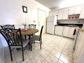 4851 NW 21st St in Lauderhill, FL - Building Photo - Building Photo