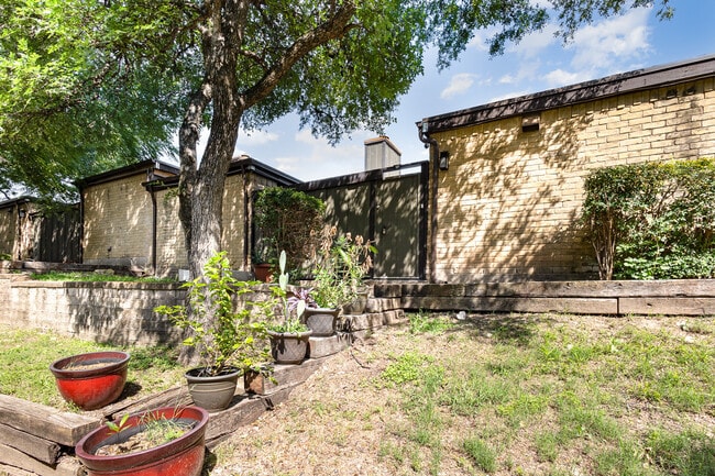 property at 4665 Country Creek Dr