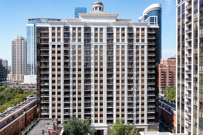 Museum Park Tower 1 in Chicago, IL - Building Photo - Building Photo