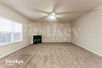 7715 Firecrest Ln in Indianapolis, IN - Building Photo - Building Photo