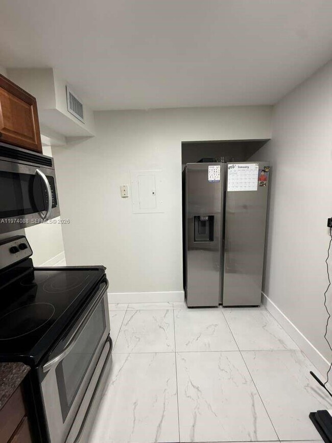 property at 7727 SW 86th St