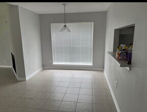 512 Heritage Cove in La Place, LA - Building Photo - Building Photo