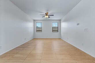 9233 W Dreyfus Dr in Peoria, AZ - Building Photo - Building Photo