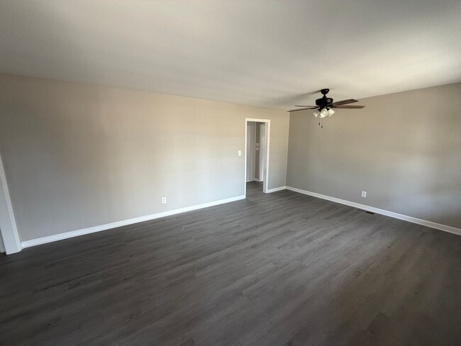 727 Old Nunez Rd in Swainsboro, GA - Building Photo - Building Photo