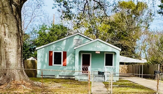 3387 Brady St in Baton Rouge, LA - Building Photo - Building Photo