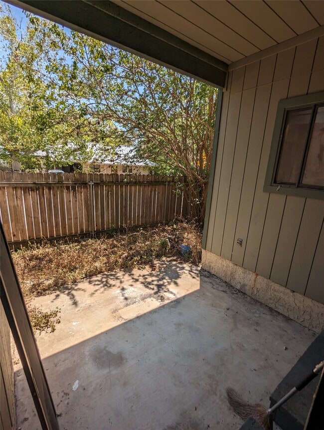 property at 601 Nelray Blvd