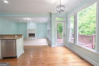 5746 Nix Bridge Rd in Gainesville, GA - Foto de edificio - Building Photo