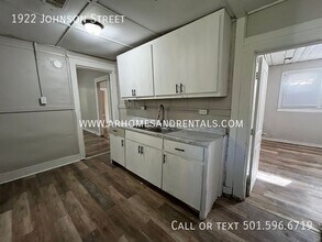 1922 Johnson St in Little Rock, AR - Building Photo - Building Photo