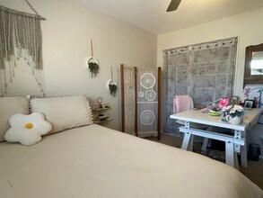 3041 Rancho la Presa in Carlsbad, CA - Building Photo - Building Photo