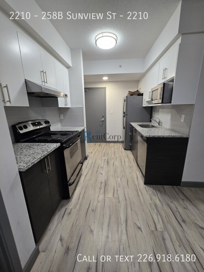 property at 258B-258B Sunview St