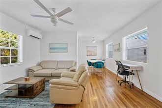 3015 Seville St in Fort Lauderdale, FL - Building Photo - Building Photo