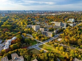 Park Vista Apartments in Toronto, ON - Building Photo