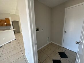 2960 Flynn St in Deltona, FL - Building Photo - Building Photo