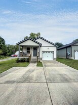 327B Keeton Ave in Nashville, TN - Building Photo
