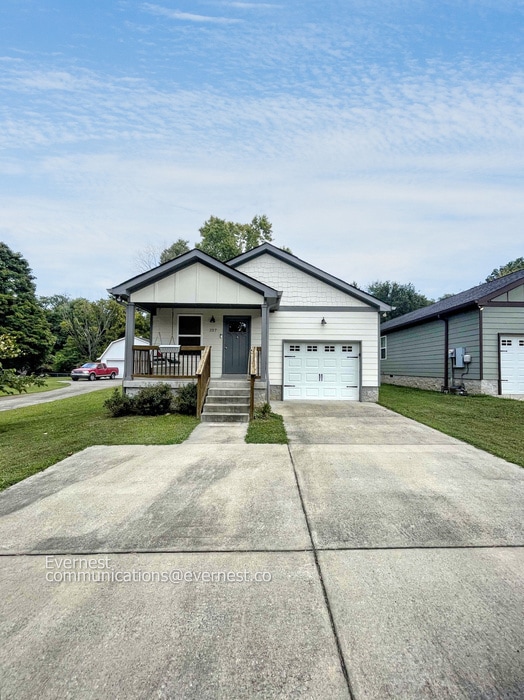 327B Keeton Ave