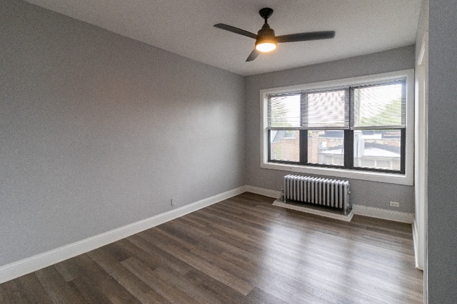 property at 6916 S Clyde Ave
