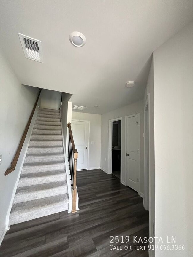 2519 Kasota Ln in Raleigh, NC - Building Photo - Building Photo