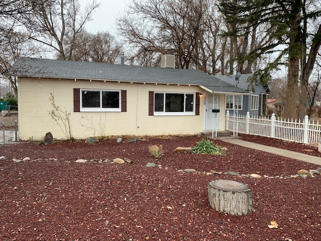 510 Lovers Ln in Aztec, NM - Building Photo