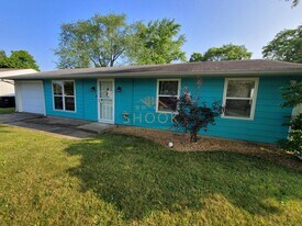 METICULOUSLY MAINTAINED COZY HOME in Lafayette, IN - Building Photo