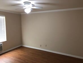 2601 Hillsboro Pike, Unit #O4 in Nashville, TN - Building Photo - Building Photo