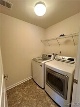 5718 Swift Fox Dr in Moseley, VA - Building Photo - Building Photo