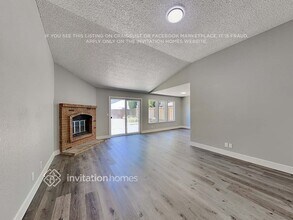 1151 Rudger Way in Sacramento, CA - Foto de edificio - Building Photo